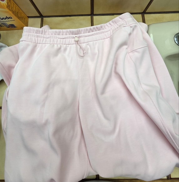 Lululemon Softstreme High-Rise Pant *Full Length, Size 10 - Picture 1 of 8